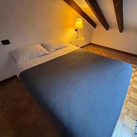Apartmán La Casa Di Ale Lecco Exteriér fotografie