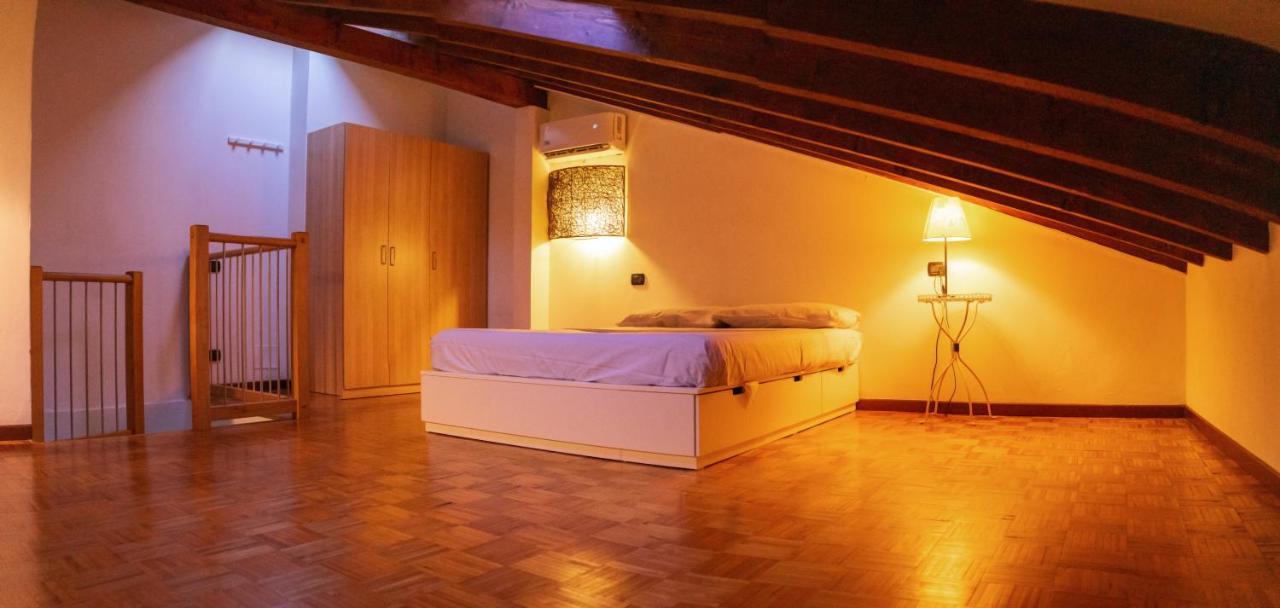 Apartmán La Casa Di Ale Lecco Exteriér fotografie