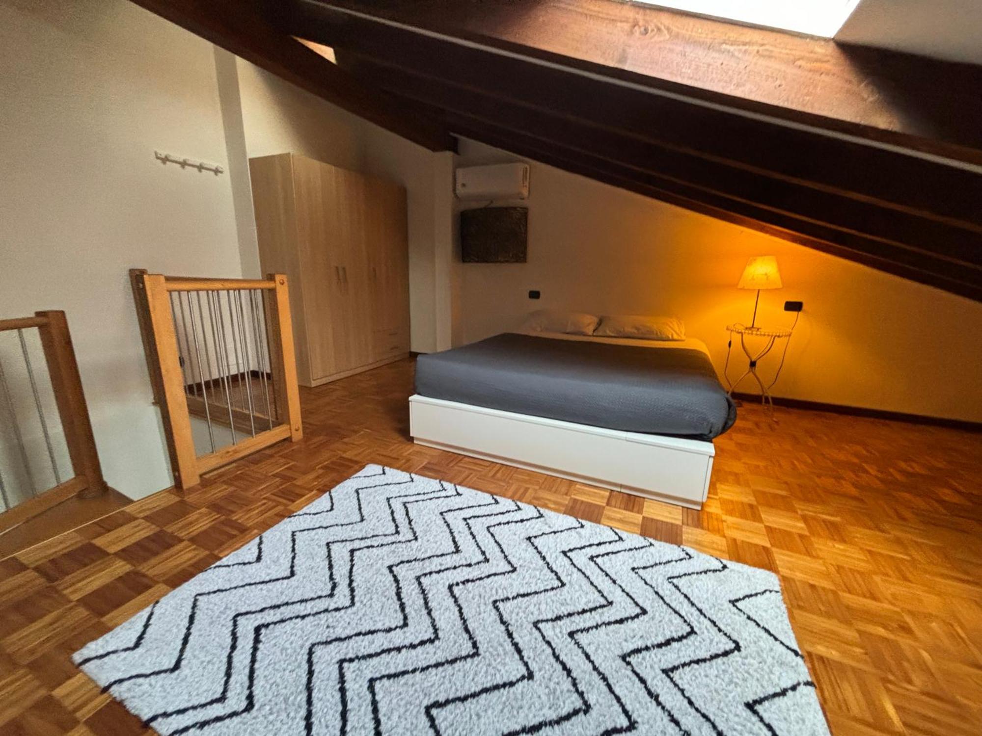 Apartmán La Casa Di Ale Lecco Exteriér fotografie